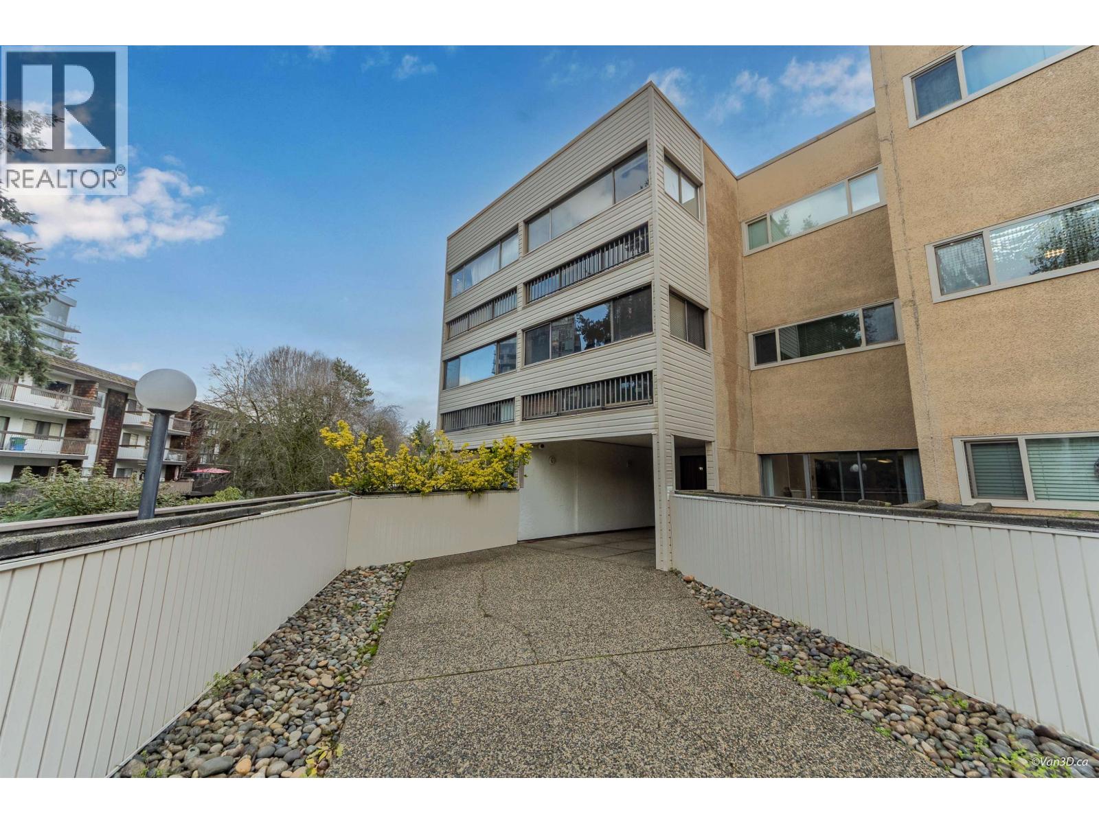 306 8291 PARK ROAD, Richmond, British Columbia