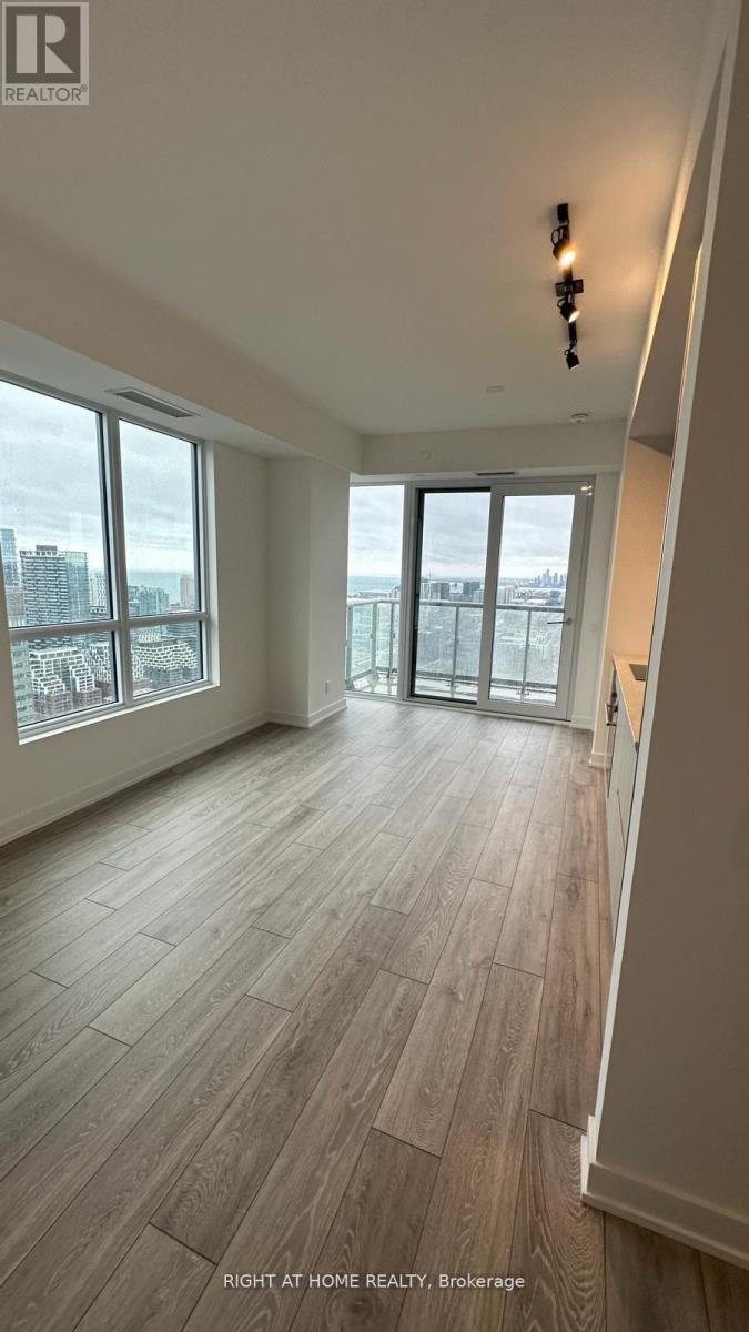 4710 - 108 Peter Street, Toronto, Ontario  M5V 0W2 - Photo 3 - C12642242