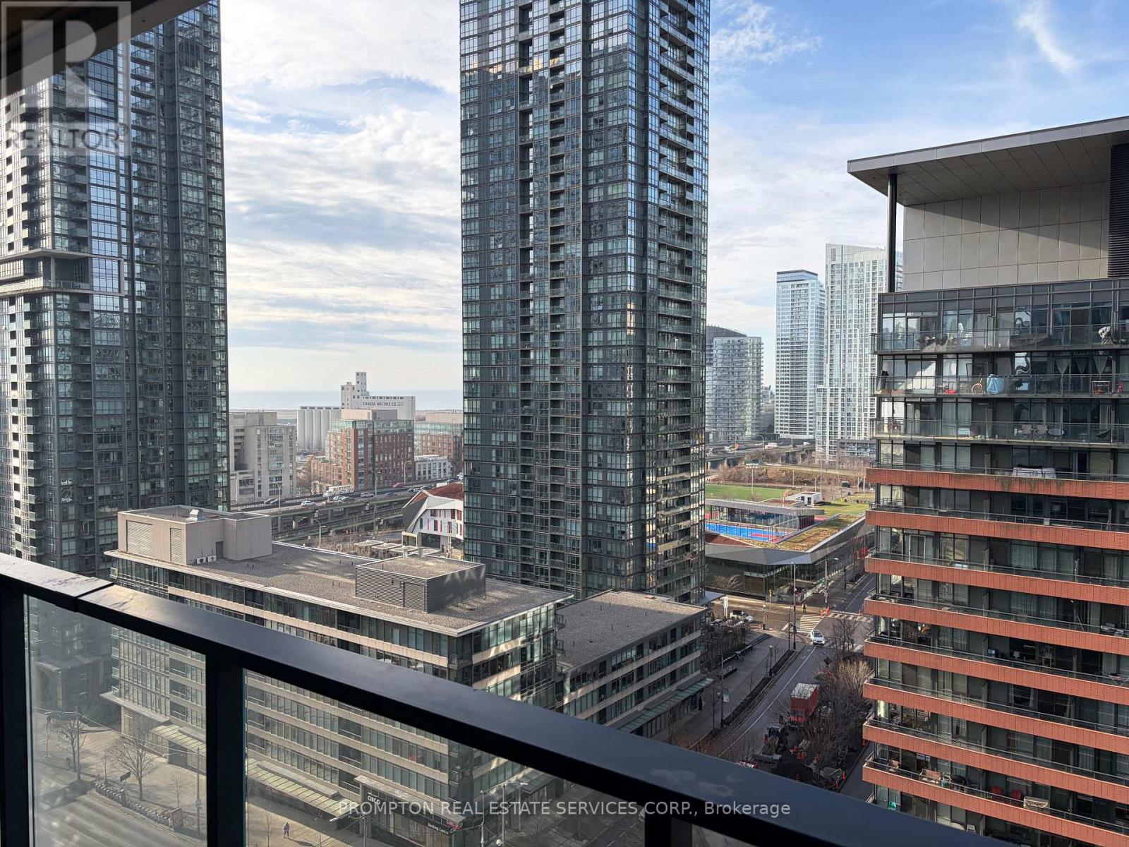 1611 - 3 Concord Cityplace Way, Toronto, Ontario  M5V 0X4 - Photo 20 - C12642246