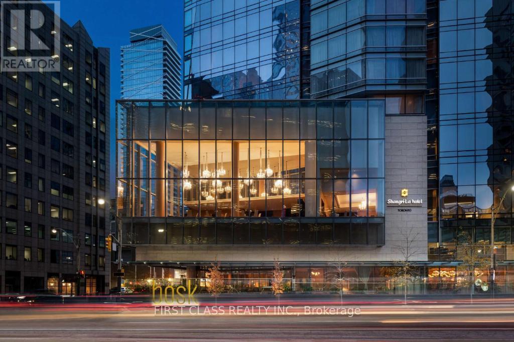 4106 - 180 University Avenue, Toronto, Ontario  M5H 0A2 - Photo 2 - C12642248