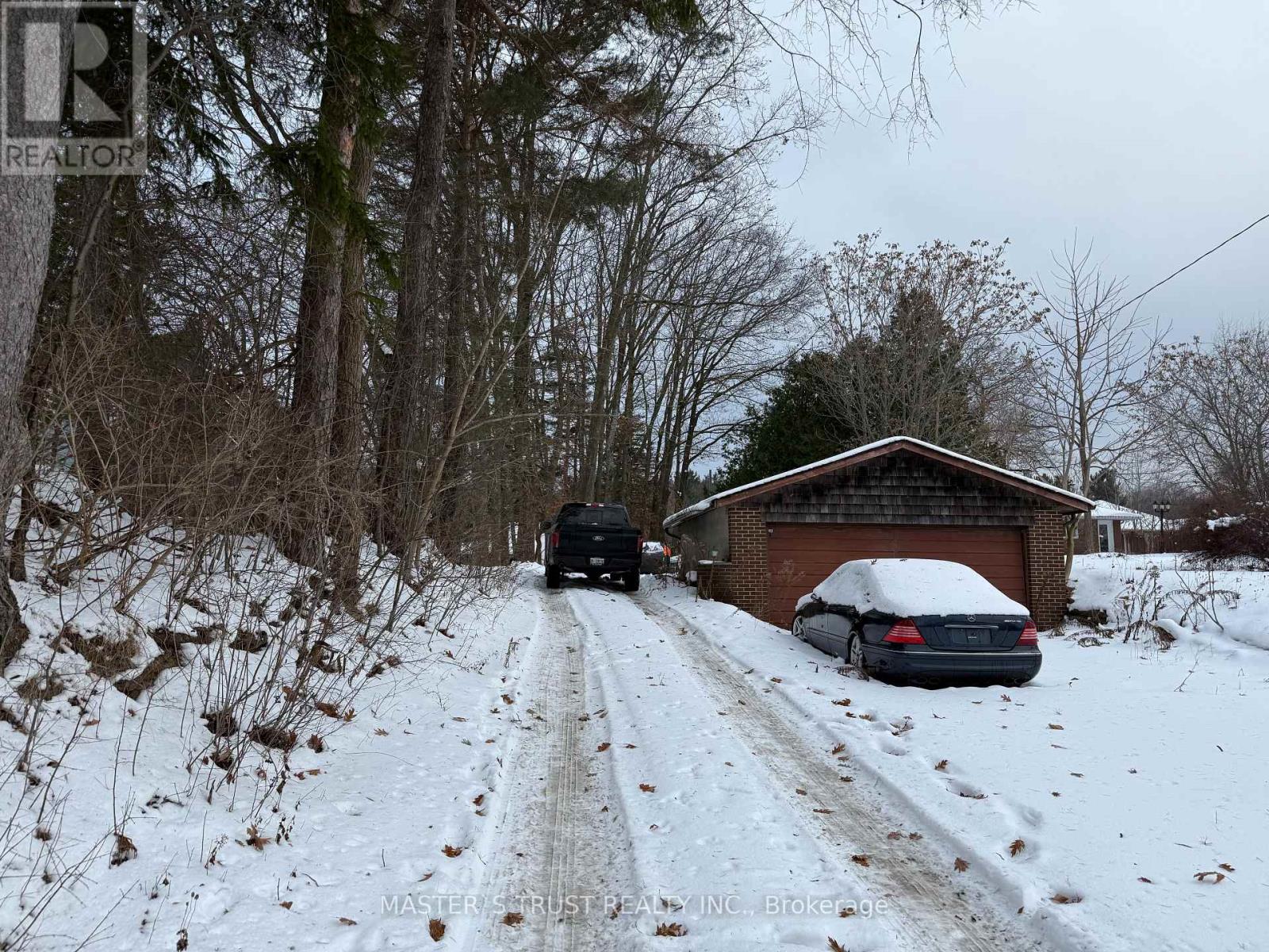 14178 Yonge Street, Aurora, Ontario  L4G 0P5 - Photo 3 - N12642240