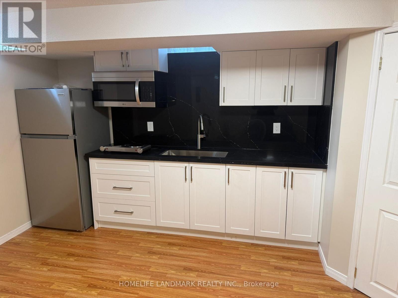 33 Silver Linden Drive, Richmond Hill, Ontario  L4B 3S8 - Photo 12 - N12642258