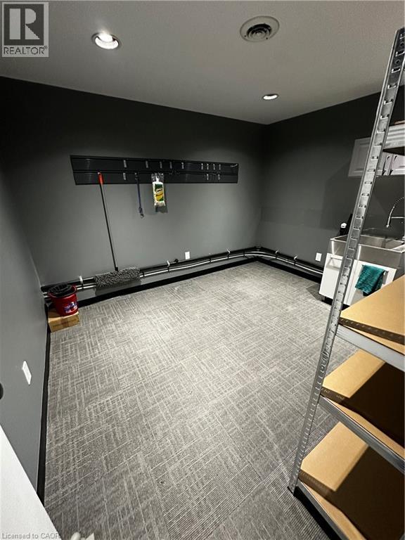 2279 Fairview Street Unit# 1, Burlington, Ontario  L7R 2E3 - Photo 10 - 40793824