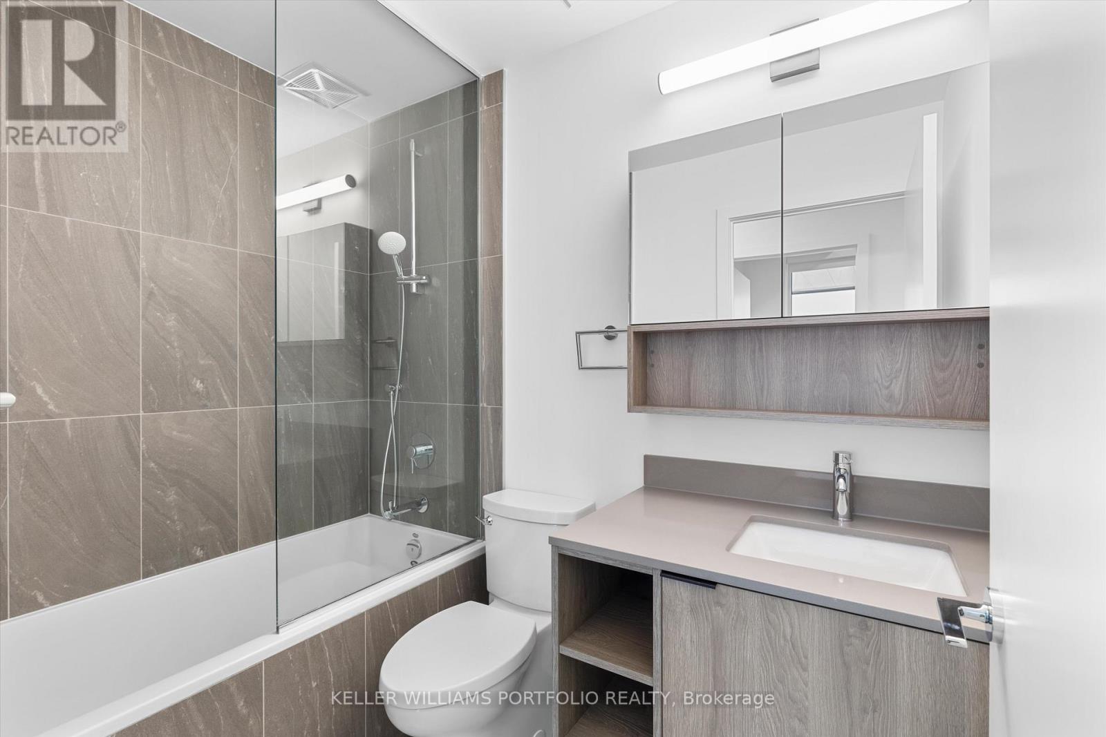 611 - 1007 The Queensway, Toronto, Ontario  M8Z 6C7 - Photo 8 - W12642234