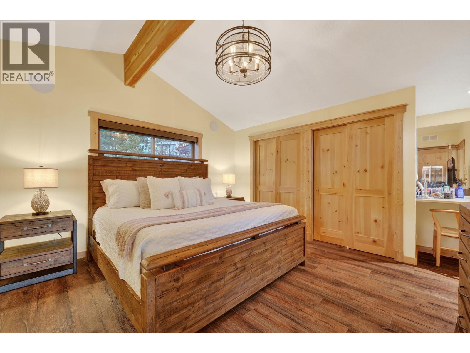 563 Mountain Drive, Vernon, British Columbia  V1H 2B7 - Photo 32 - 10370319