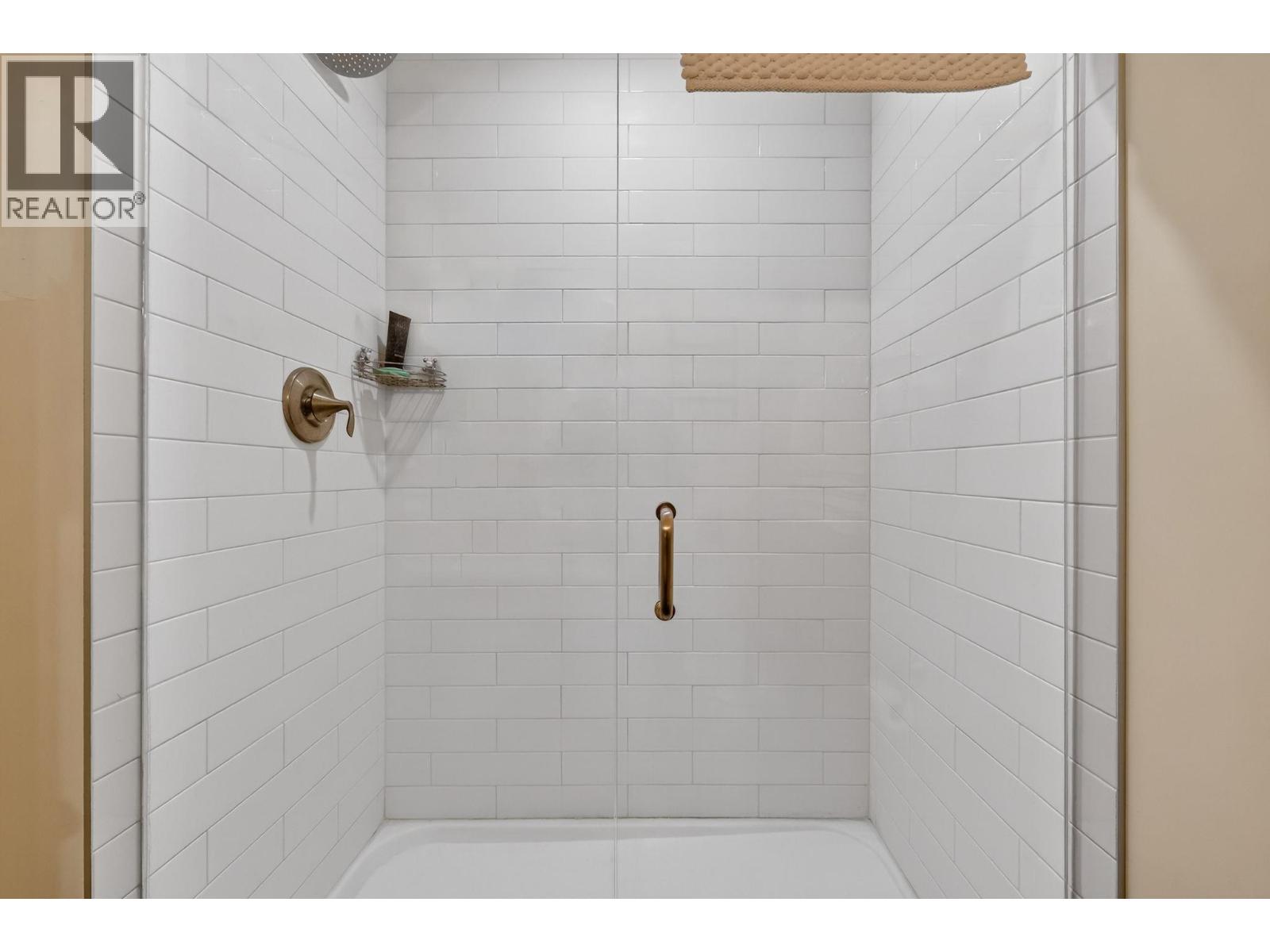 563 Mountain Drive, Vernon, British Columbia  V1H 2B7 - Photo 25 - 10370319