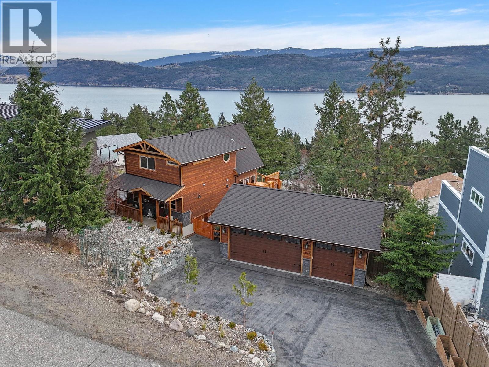 563 Mountain Drive, Vernon, British Columbia