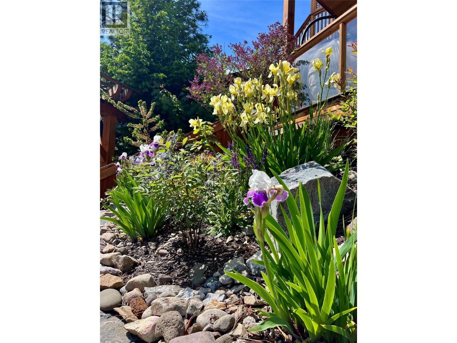 563 Mountain Drive, Vernon, British Columbia  V1H 2B7 - Photo 24 - 10370319