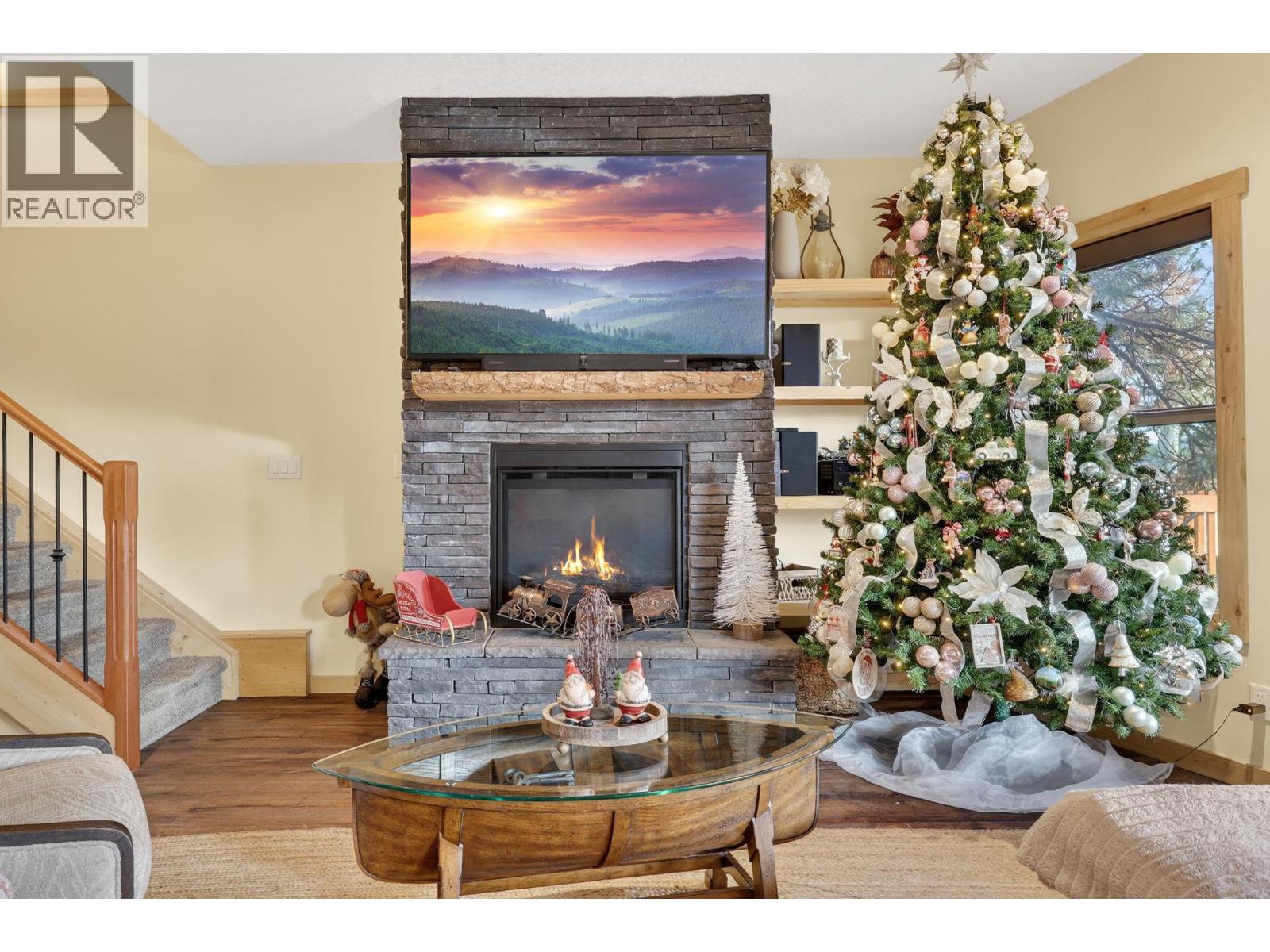 563 Mountain Drive, Vernon, British Columbia  V1H 2B7 - Photo 43 - 10370319