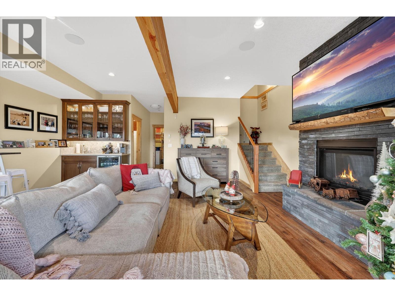 563 Mountain Drive, Vernon, British Columbia  V1H 2B7 - Photo 44 - 10370319