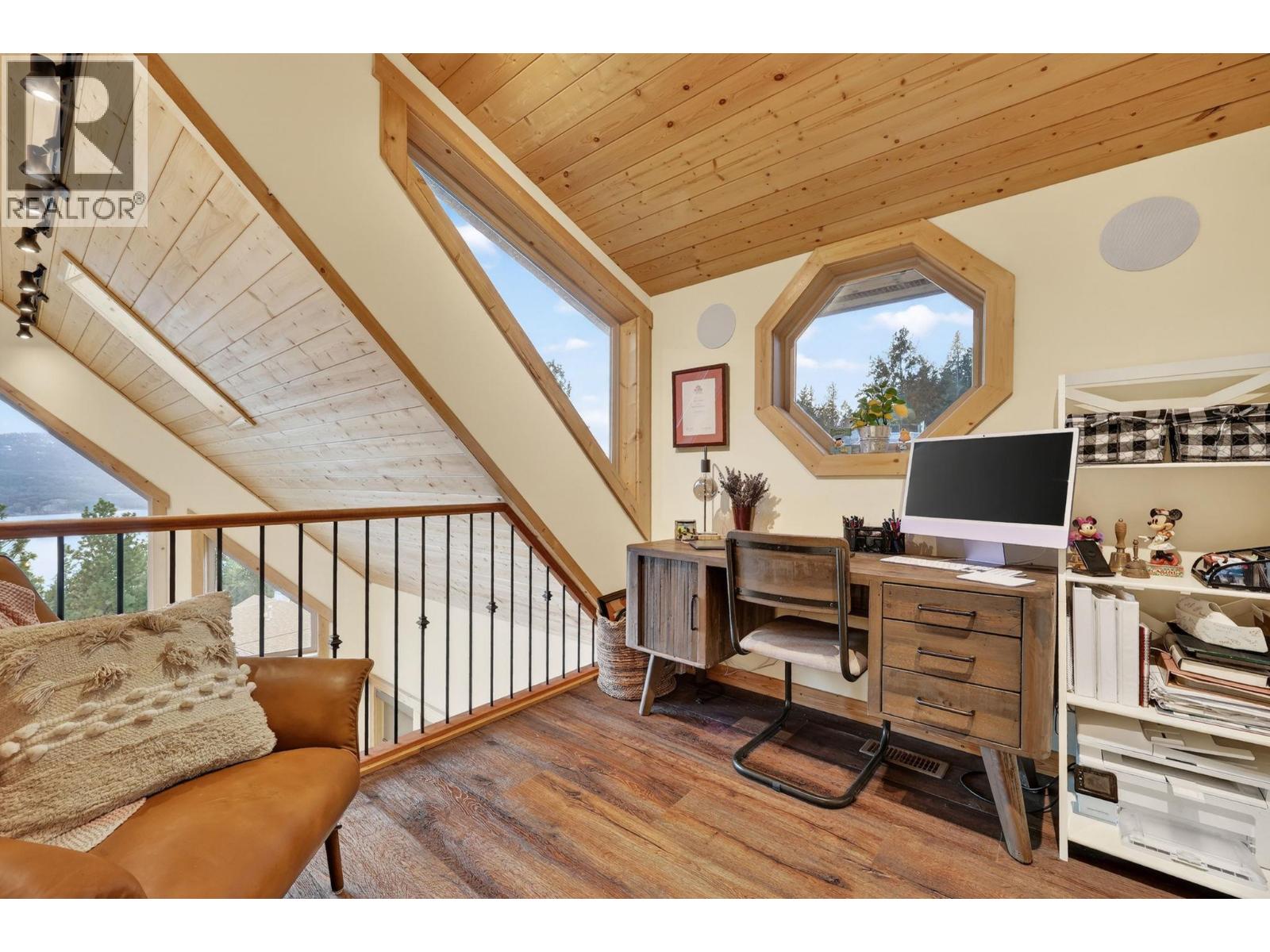 563 Mountain Drive, Vernon, British Columbia  V1H 2B7 - Photo 29 - 10370319