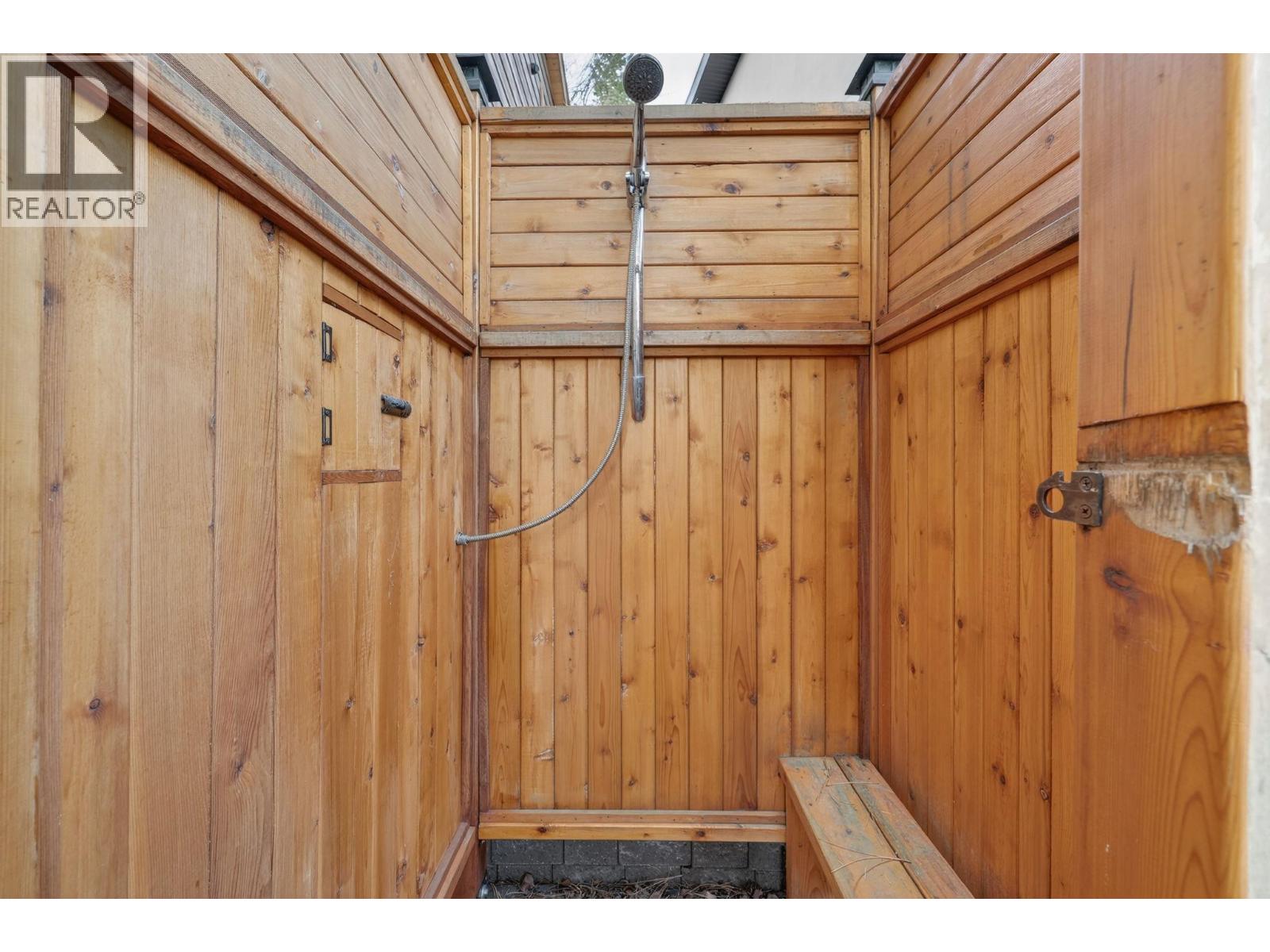 563 Mountain Drive, Vernon, British Columbia  V1H 2B7 - Photo 54 - 10370319