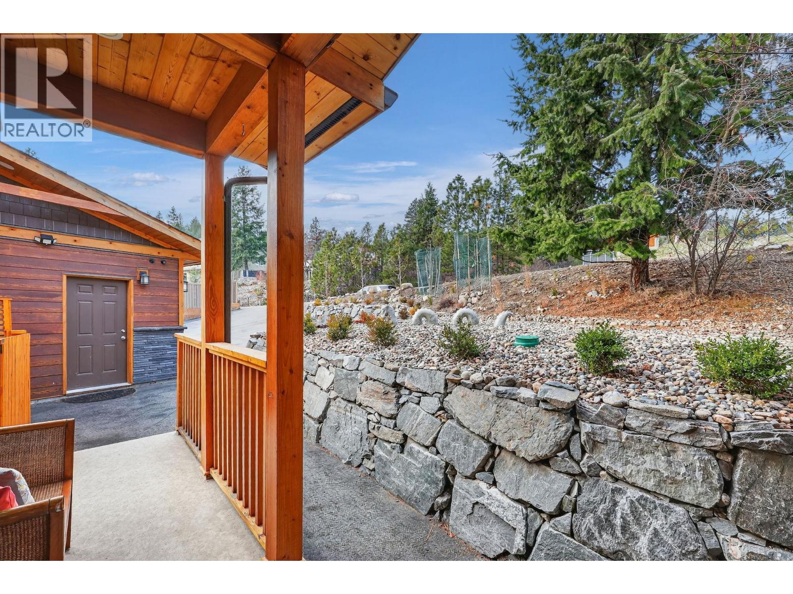 563 Mountain Drive, Vernon, British Columbia  V1H 2B7 - Photo 48 - 10370319