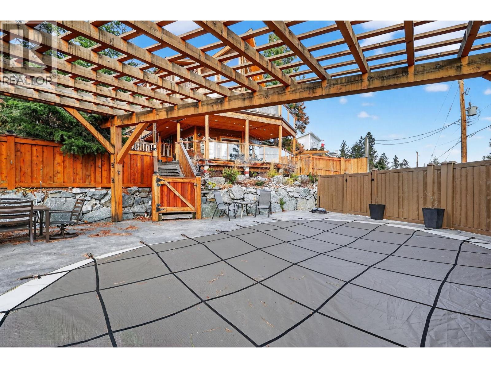 563 Mountain Drive, Vernon, British Columbia  V1H 2B7 - Photo 53 - 10370319