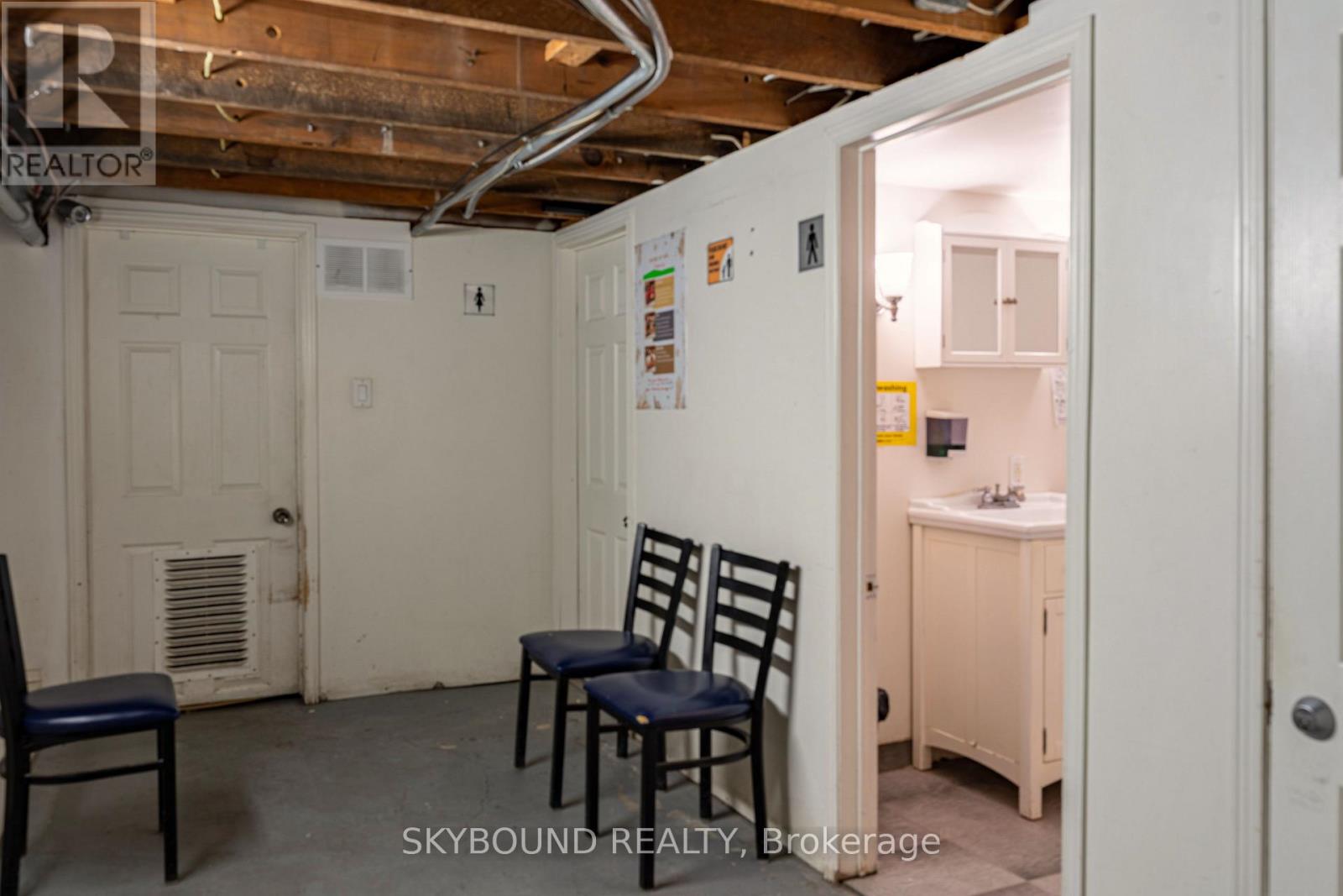 Retail And Upper - 627 Mount Pleasant Road, Toronto, Ontario  M4S 2M9 - Photo 21 - C12642254