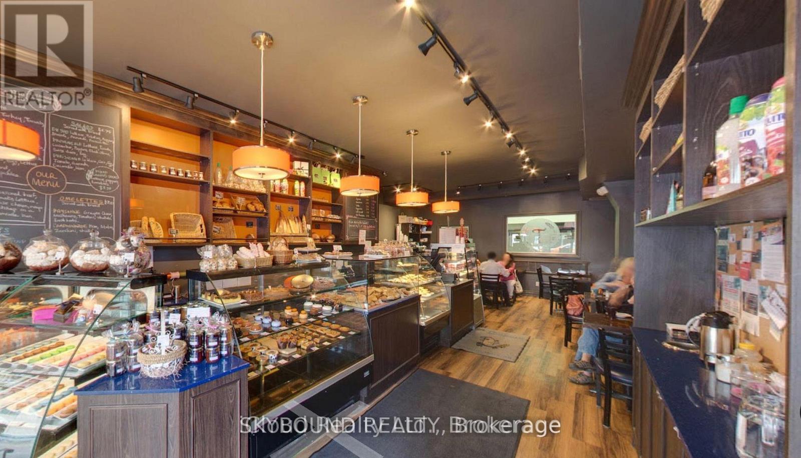 Retail And Upper - 627 Mount Pleasant Road, Toronto, Ontario  M4S 2M9 - Photo 4 - C12642254