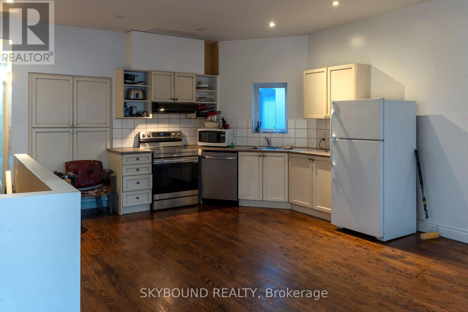 Retail And Upper - 627 Mount Pleasant Road, Toronto, Ontario  M4S 2M9 - Photo 25 - C12642254