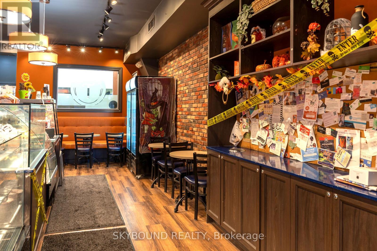 Retail And Upper - 627 Mount Pleasant Road, Toronto, Ontario  M4S 2M9 - Photo 6 - C12642254