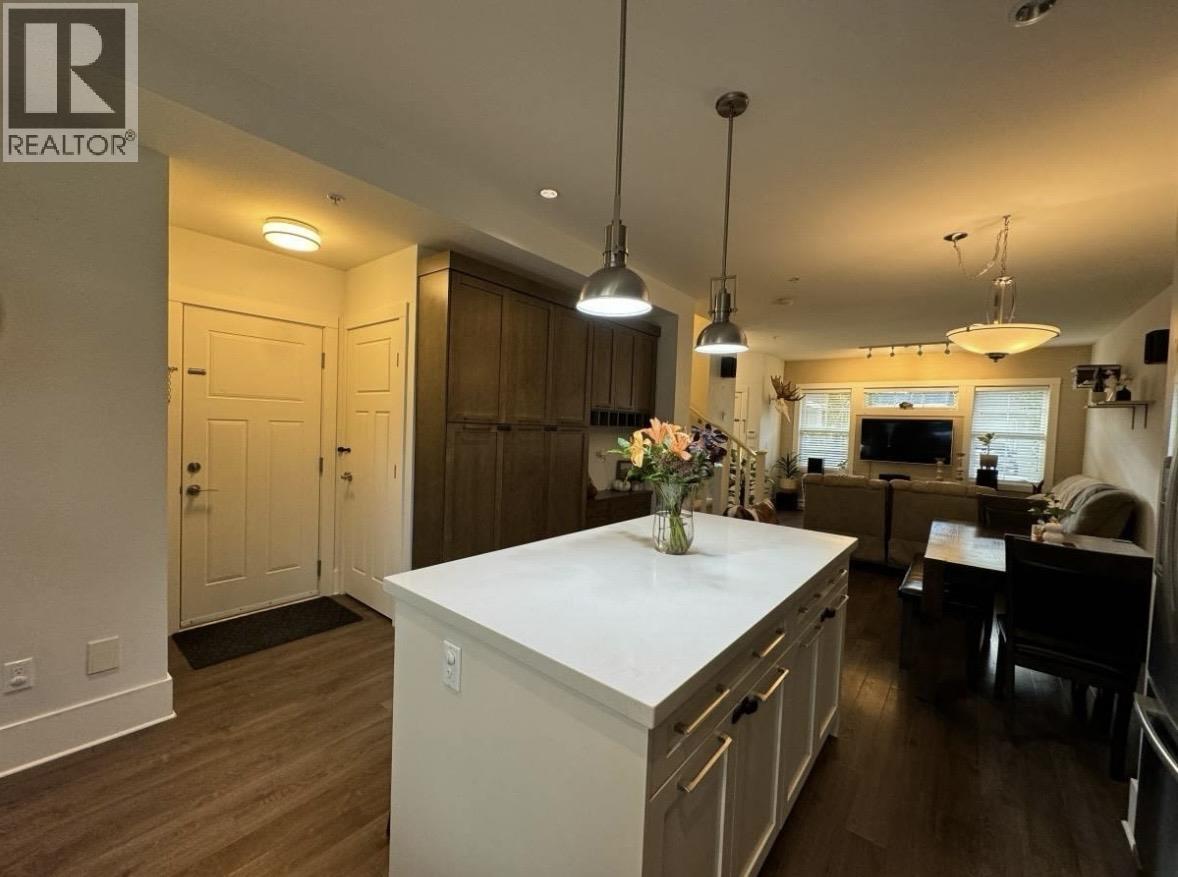 2 12161 237th Street, Maple Ridge, British Columbia  V4R 0E7 - Photo 3 - R3074517