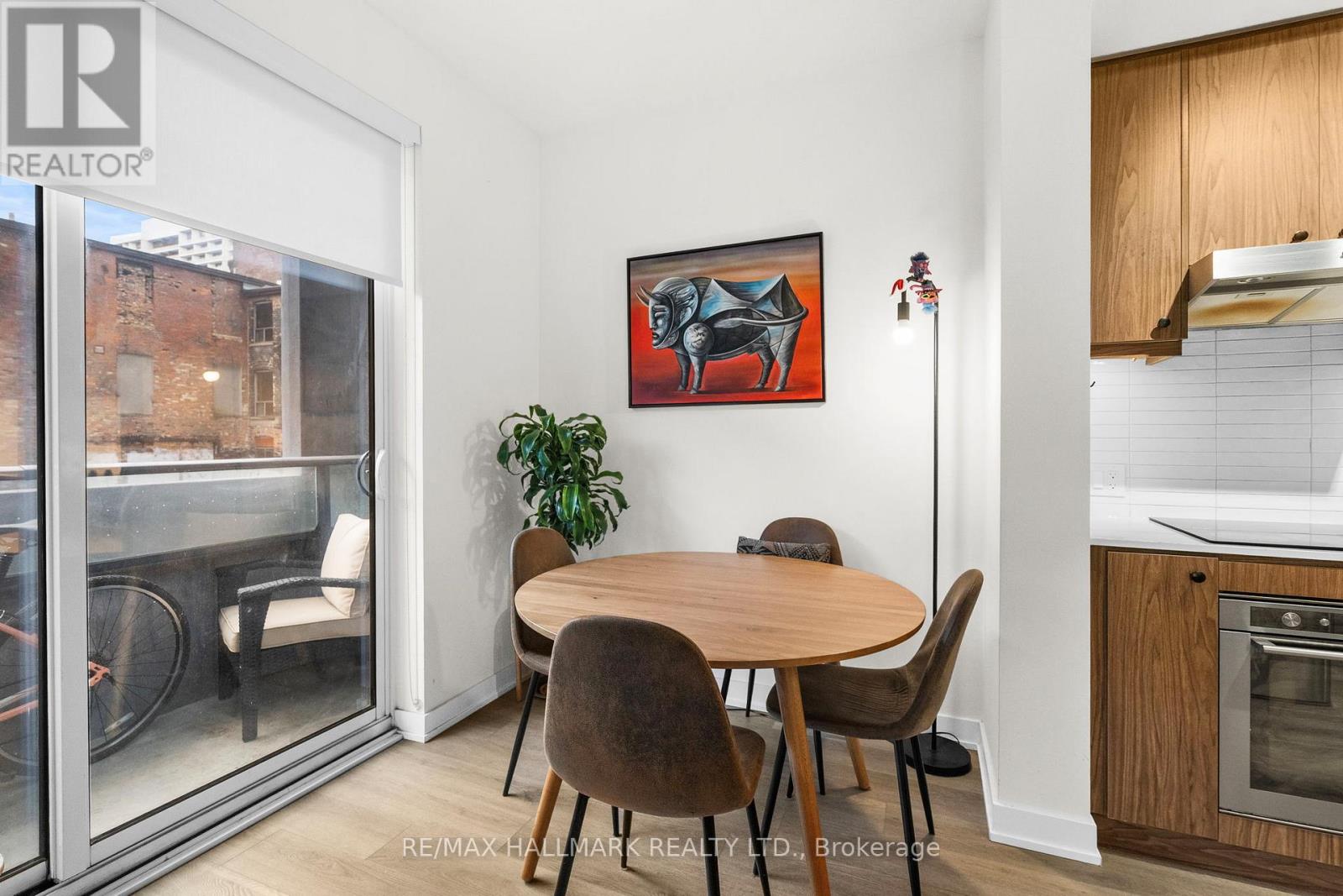 207 - 9 Tecumseth Street, Toronto, Ontario  M5V 0S5 - Photo 13 - C12642266