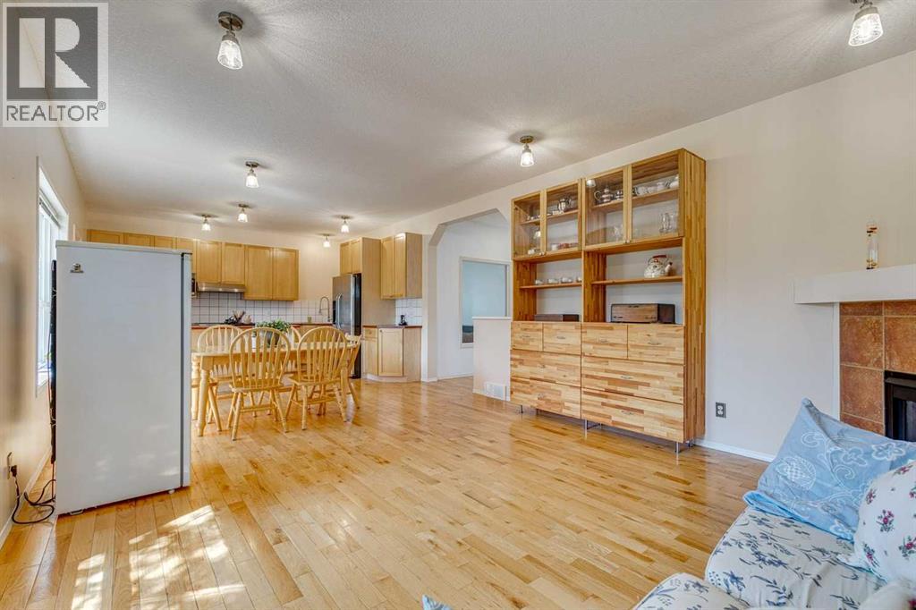 214 Springmere Close, Chestermere, Alberta  T1X 1K1 - Photo 16 - A2268434