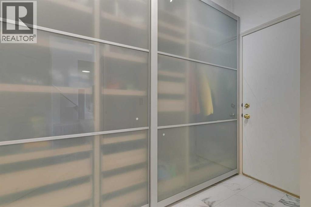 214 Springmere Close, Chestermere, Alberta  T1X 1K1 - Photo 9 - A2268434