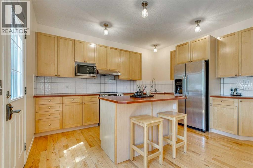 214 Springmere Close, Chestermere, Alberta  T1X 1K1 - Photo 12 - A2268434