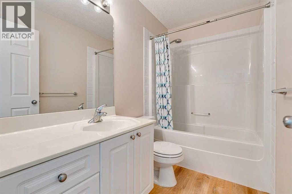 214 Springmere Close, Chestermere, Alberta  T1X 1K1 - Photo 28 - A2268434