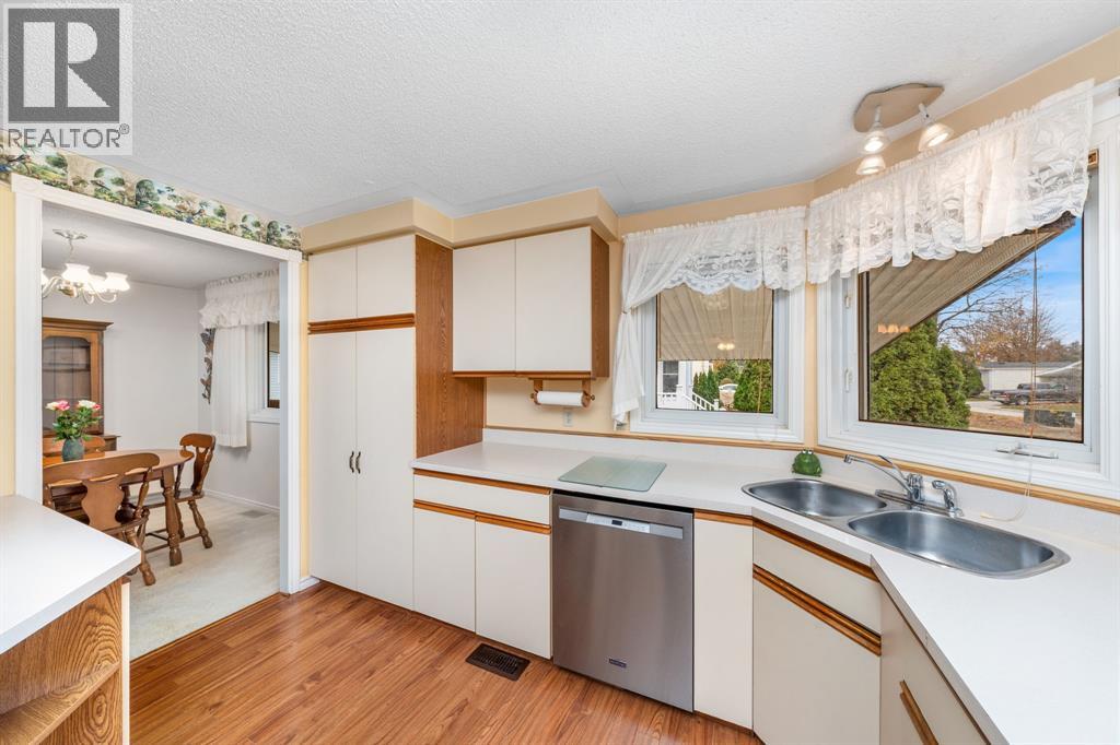 1940 London Line Unit# 164, Sarnia, Ontario  N7W 1B5 - Photo 23 - 25030975