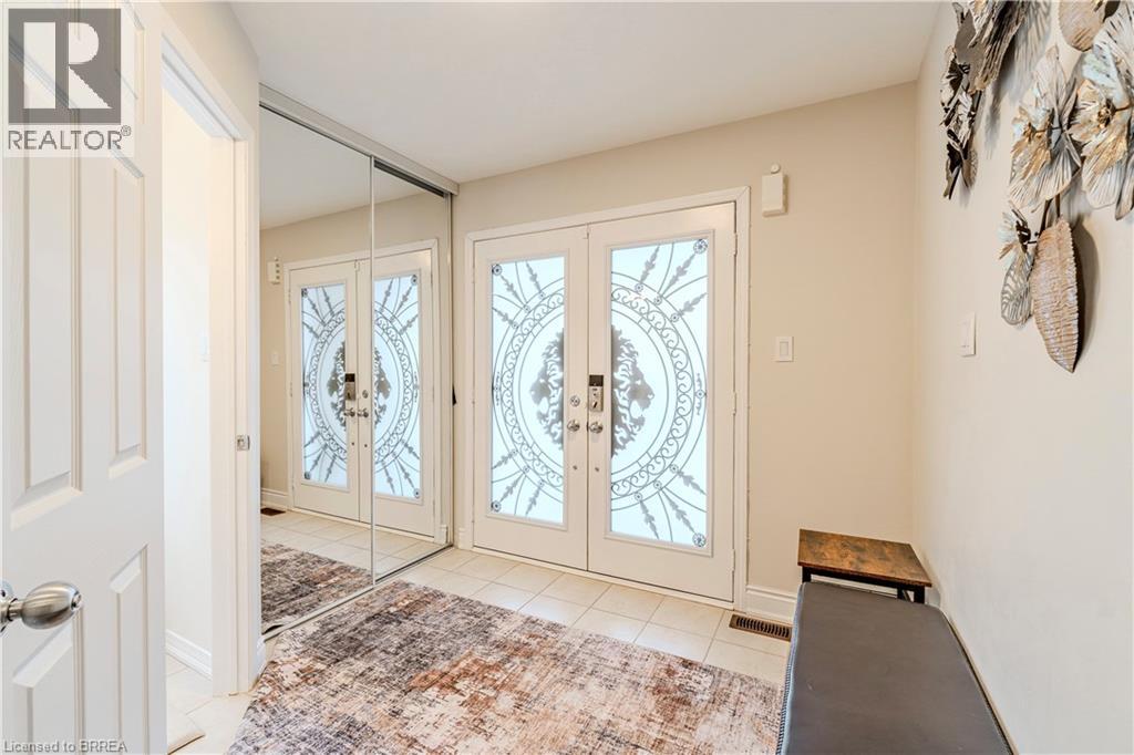 241 Thomas Avenue, Brantford, Ontario  N3S 0E1 - Photo 6 - 40794255