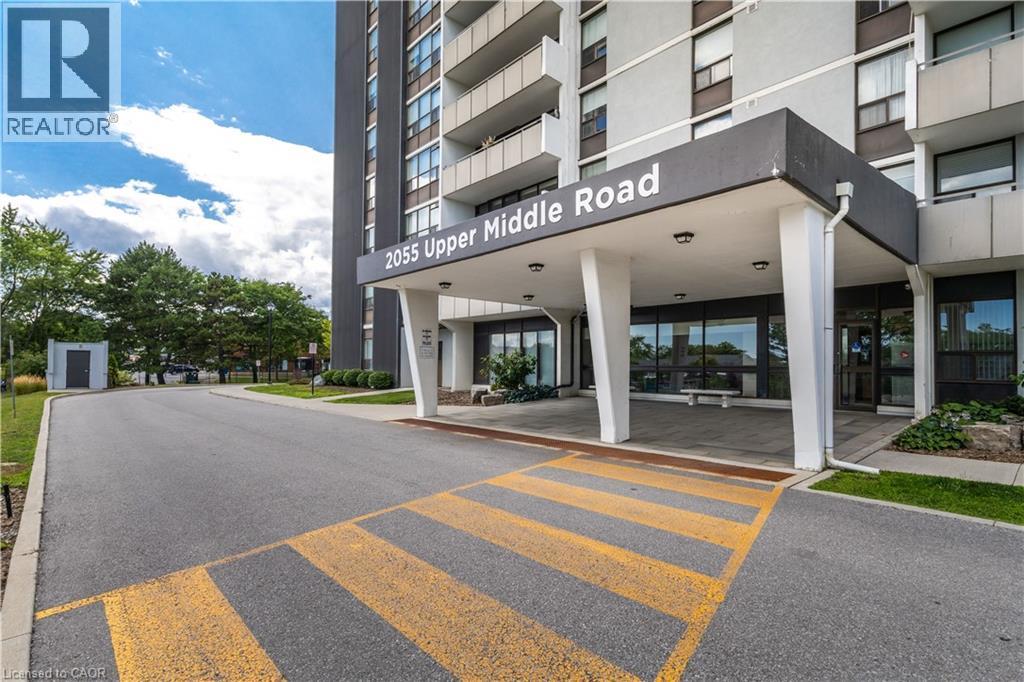 2055 Upper Middle Road Unit# 805, Burlington, Ontario  L7P 3P4 - Photo 2 - 40757237
