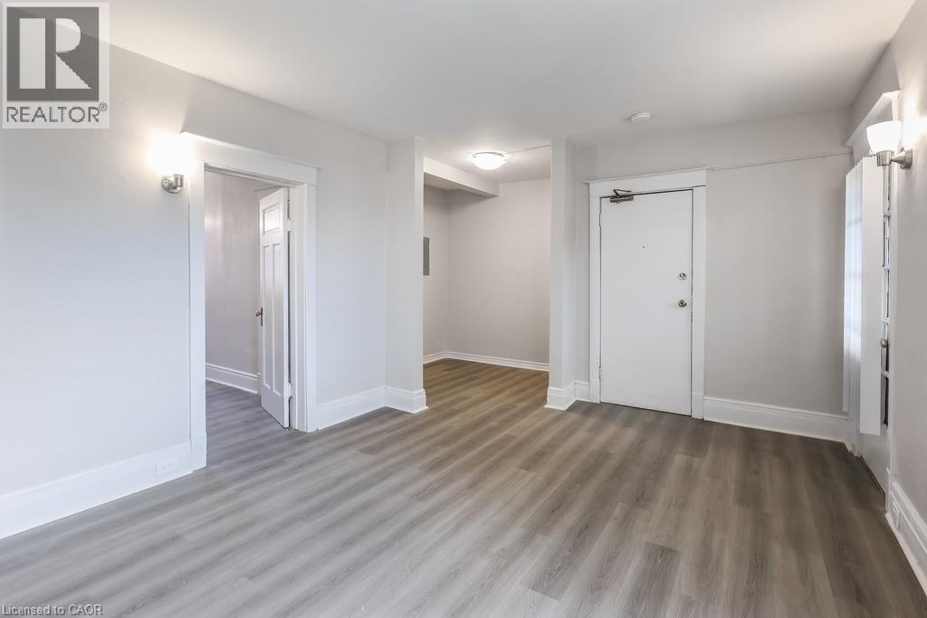 109 Balsam Avenue S, Hamilton, Ontario  L8M 3B2 - Photo 8 - 40779094