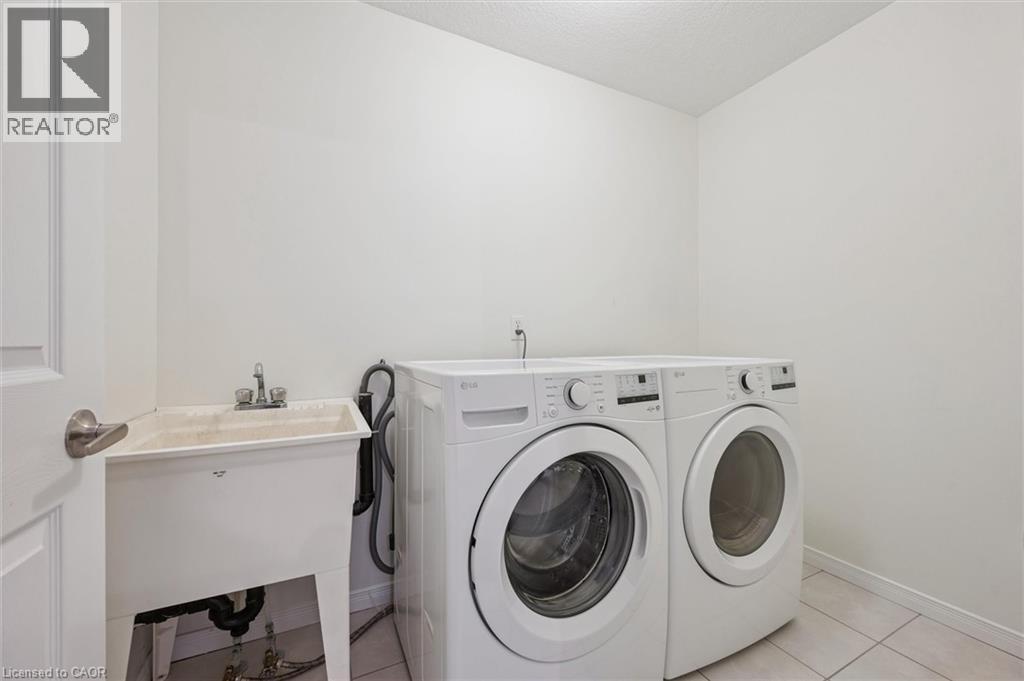 268 Parkvale Drive, Kitchener, Ontario  N2R 1Y7 - Photo 15 - 40791904