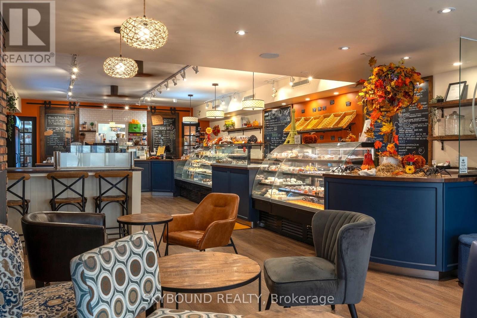 Retail Unit - 1116 Eglinton Avenue W, Toronto, Ontario  M6C 2E2 - Photo 2 - C12642224