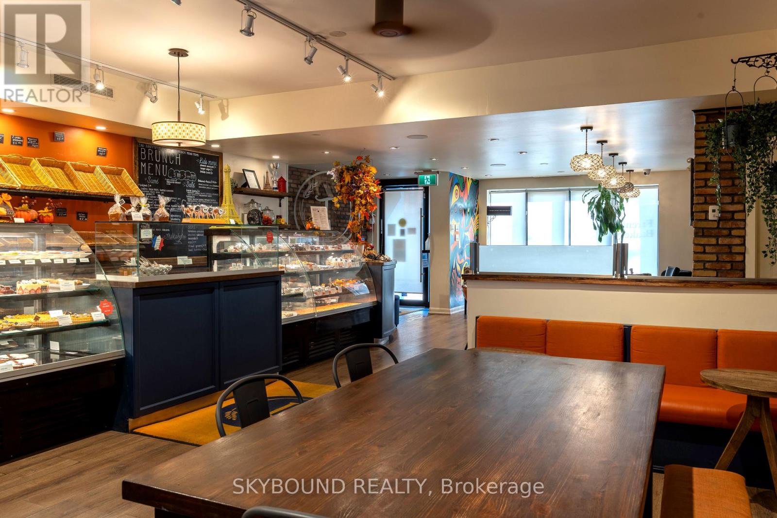 Retail Unit - 1116 Eglinton Avenue W, Toronto, Ontario  M6C 2E2 - Photo 19 - C12642224