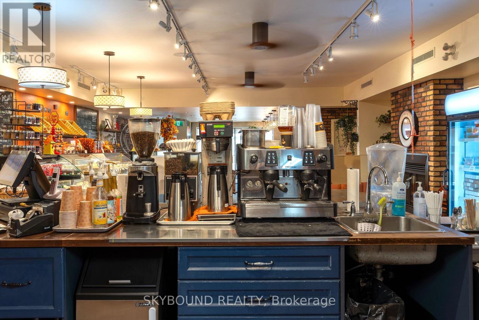 Retail Unit - 1116 Eglinton Avenue W, Toronto, Ontario  M6C 2E2 - Photo 8 - C12642224