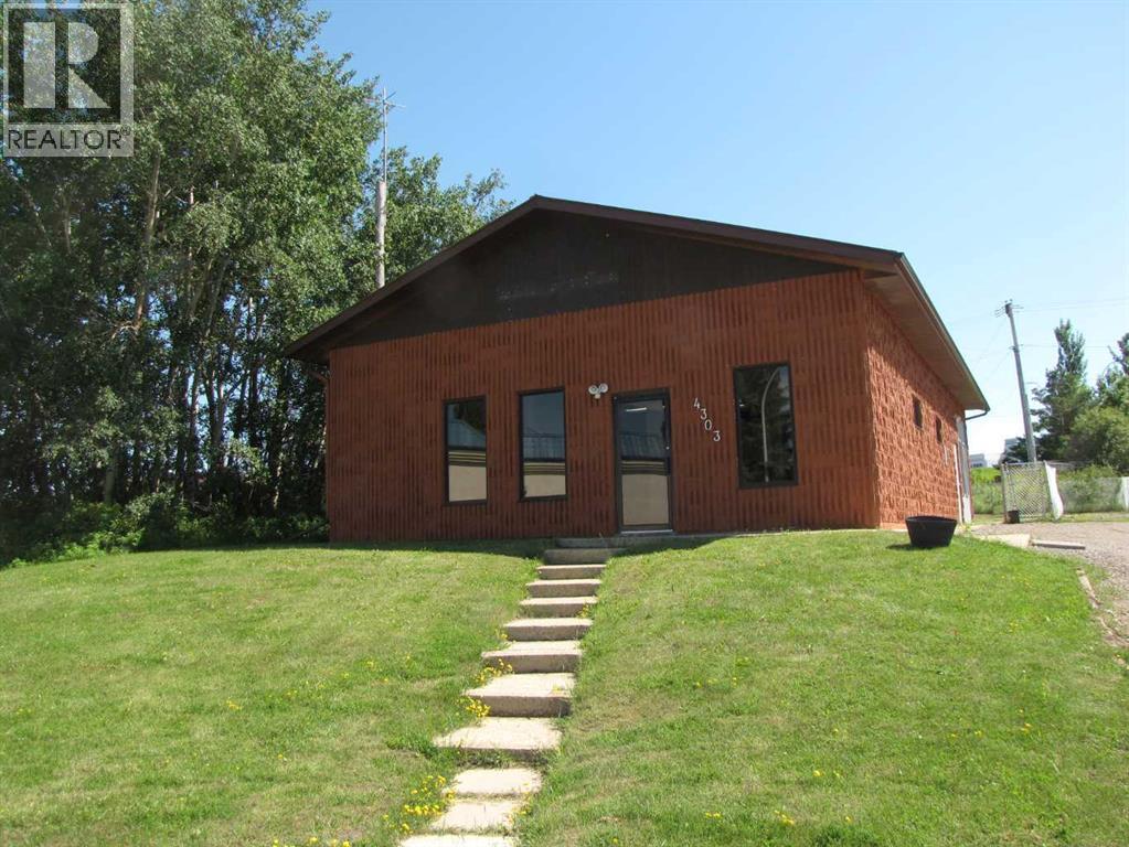 4303 And 4301 49 Street, Innisfail, Alberta  T4G 1S6 - Photo 1 - A2257752