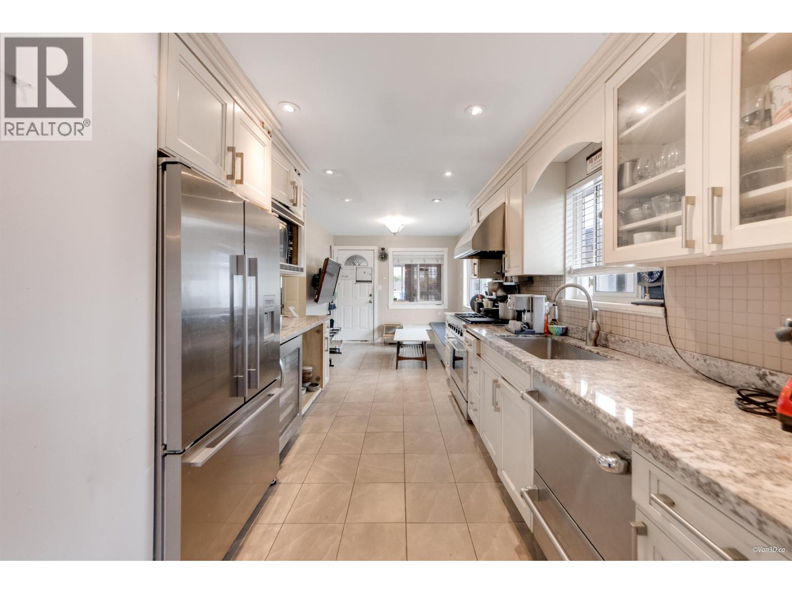 7396 Sherbrooke Street, Vancouver, British Columbia  V5X 4E4 - Photo 14 - R3051392