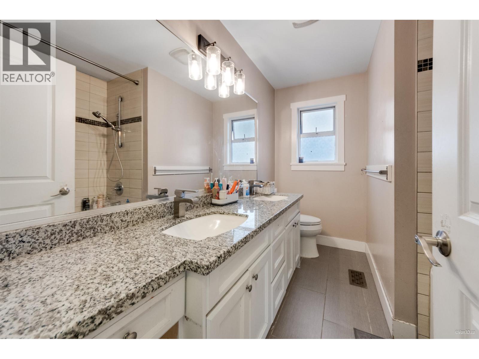 7396 Sherbrooke Street, Vancouver, British Columbia  V5X 4E4 - Photo 21 - R3051392