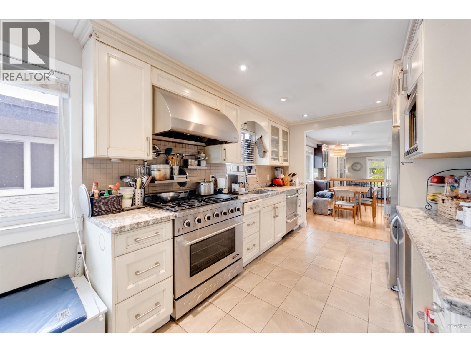 7396 Sherbrooke Street, Vancouver, British Columbia  V5X 4E4 - Photo 15 - R3051392