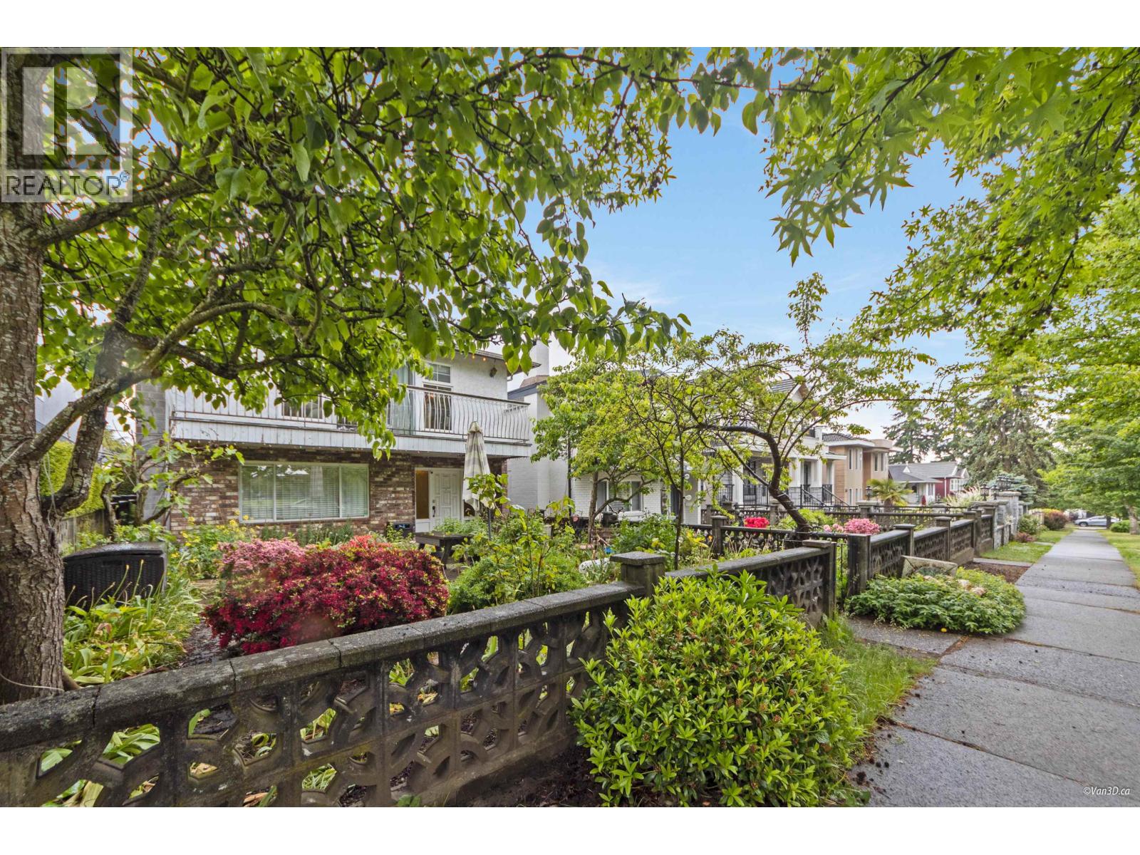 7396 Sherbrooke Street, Vancouver, British Columbia  V5X 4E4 - Photo 5 - R3051392