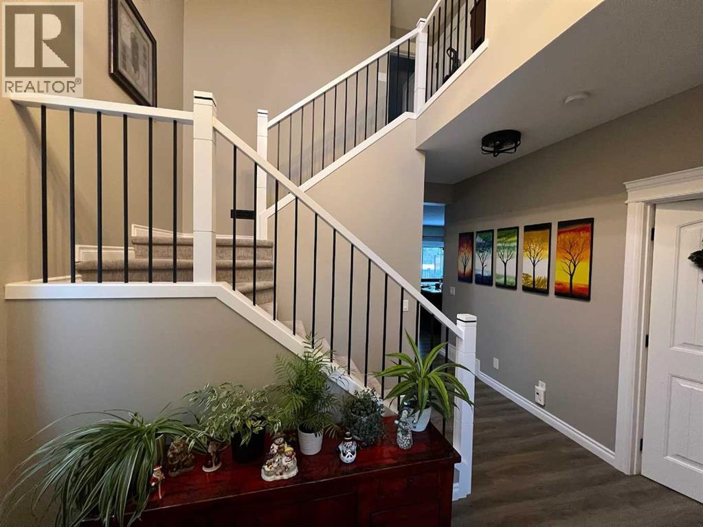 2117 Reunion Boulevard Nw, Airdrie, Alberta  T4B 0J2 - Photo 3 - A2275450