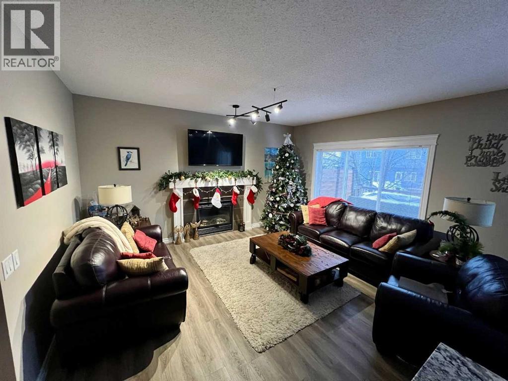 2117 Reunion Boulevard Nw, Airdrie, Alberta  T4B 0J2 - Photo 5 - A2275450