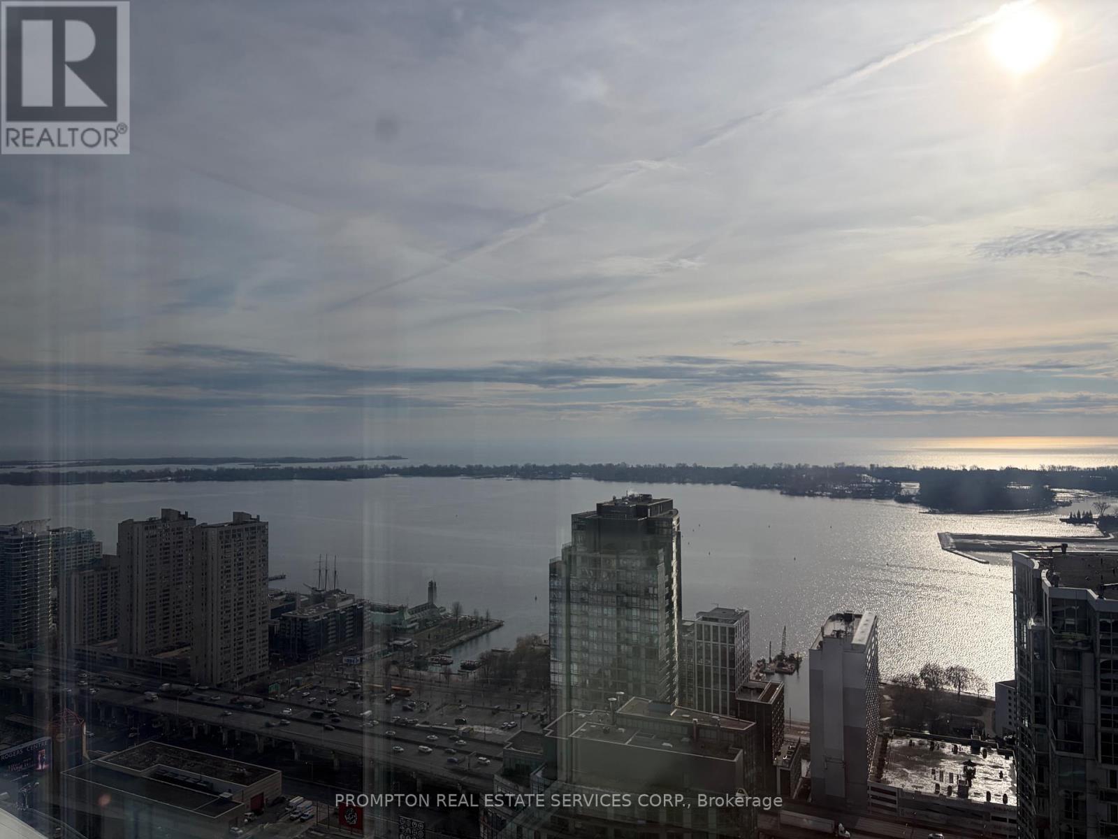 4802 - 1 Concord Cityplace Way, Toronto, Ontario  M5V 0X3 - Photo 29 - C12642270