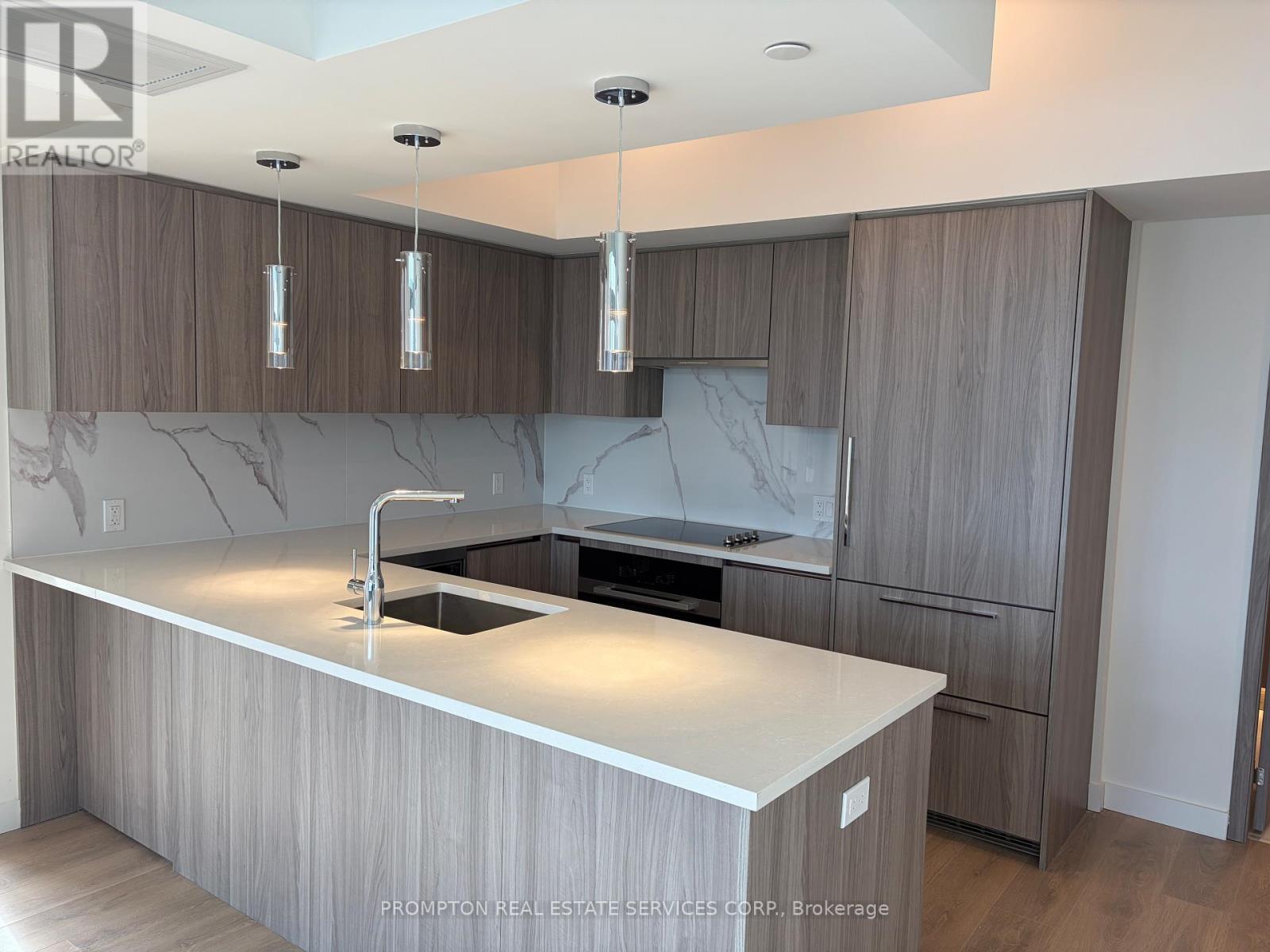 4802 - 1 Concord Cityplace Way, Toronto, Ontario  M5V 0X3 - Photo 6 - C12642270