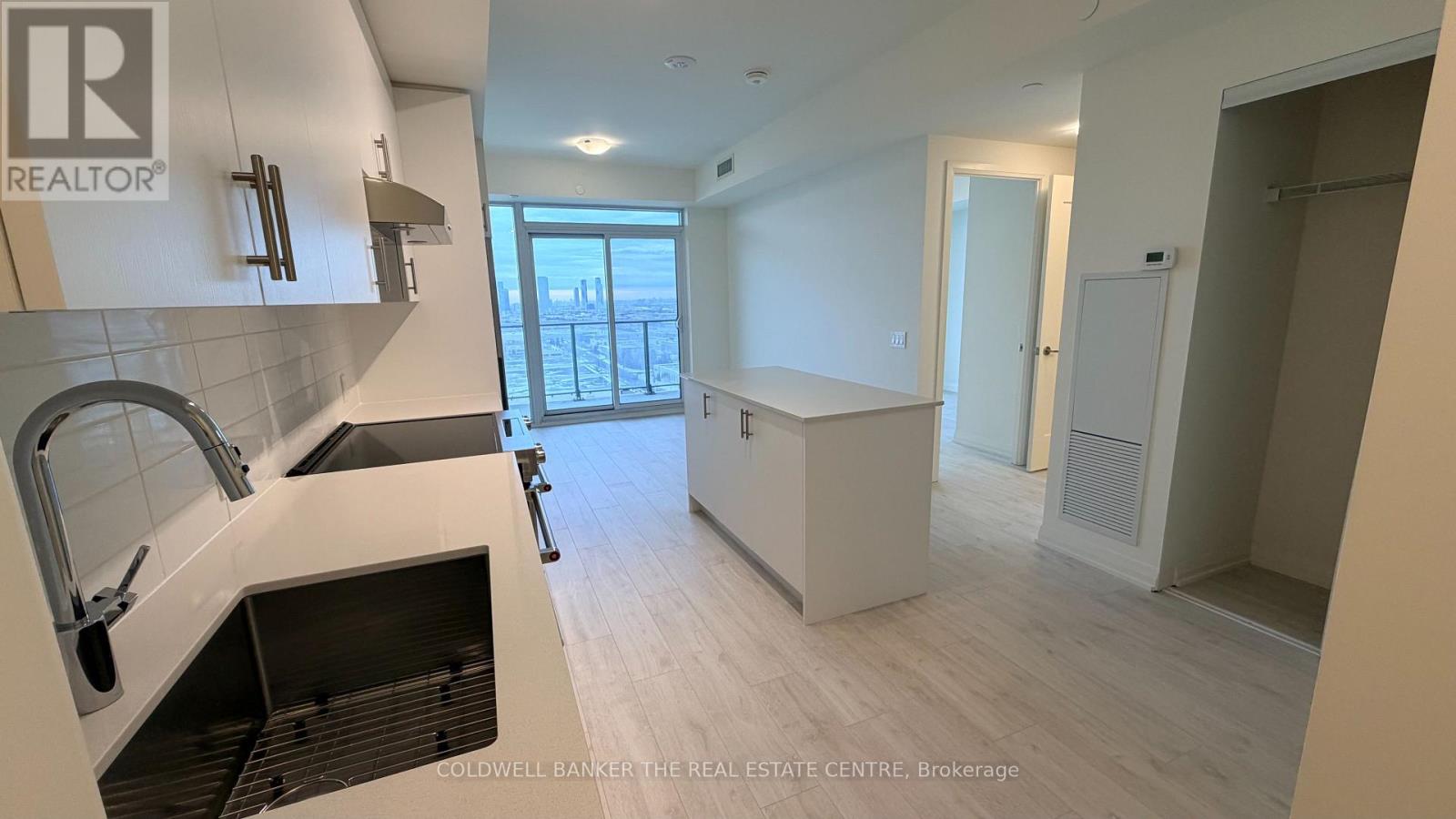 1923 - 8960 Jane Street, Vaughan, Ontario  L4K 0N9 - Photo 7 - N12642268