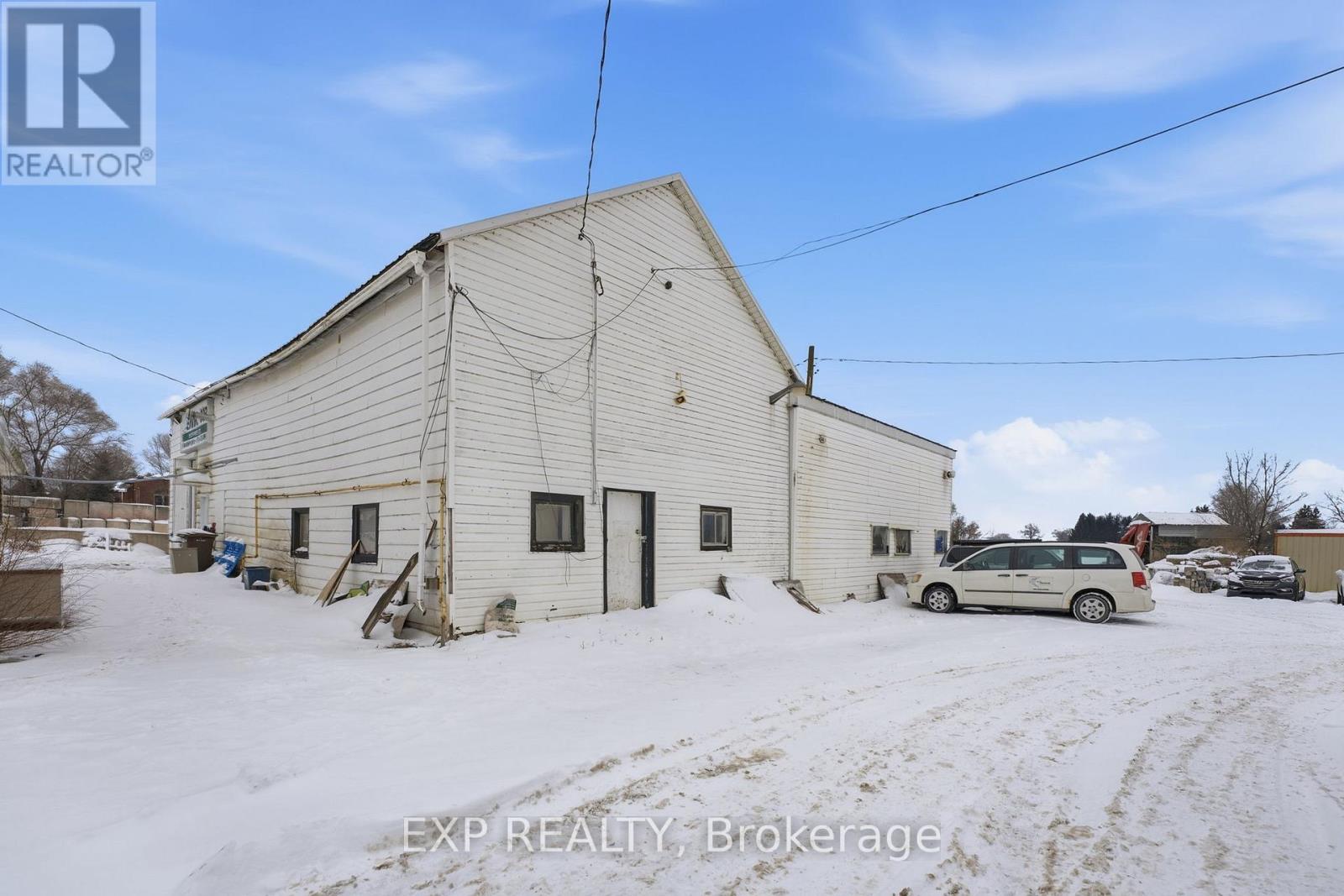 980-984 Colborne Street W, Brant, Ontario  N3T 0L4 - Photo 18 - X12642276