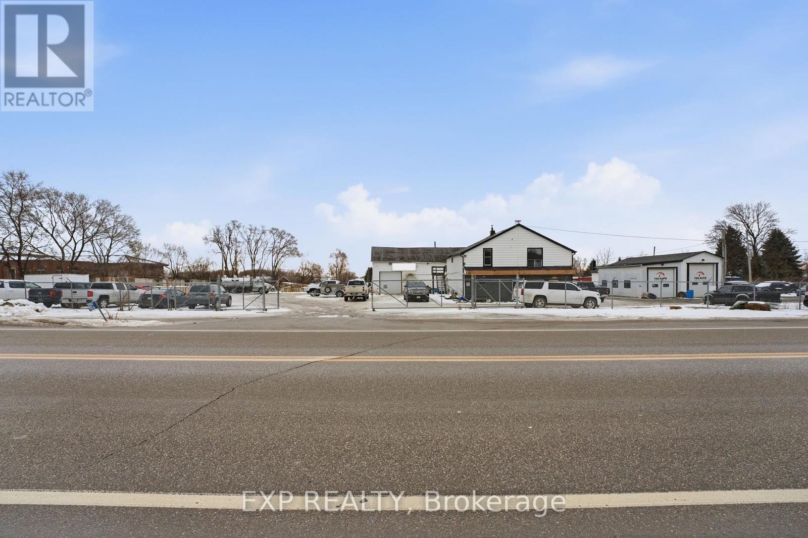 980-984 Colborne Street W, Brant, Ontario  N3T 0L4 - Photo 29 - X12642276