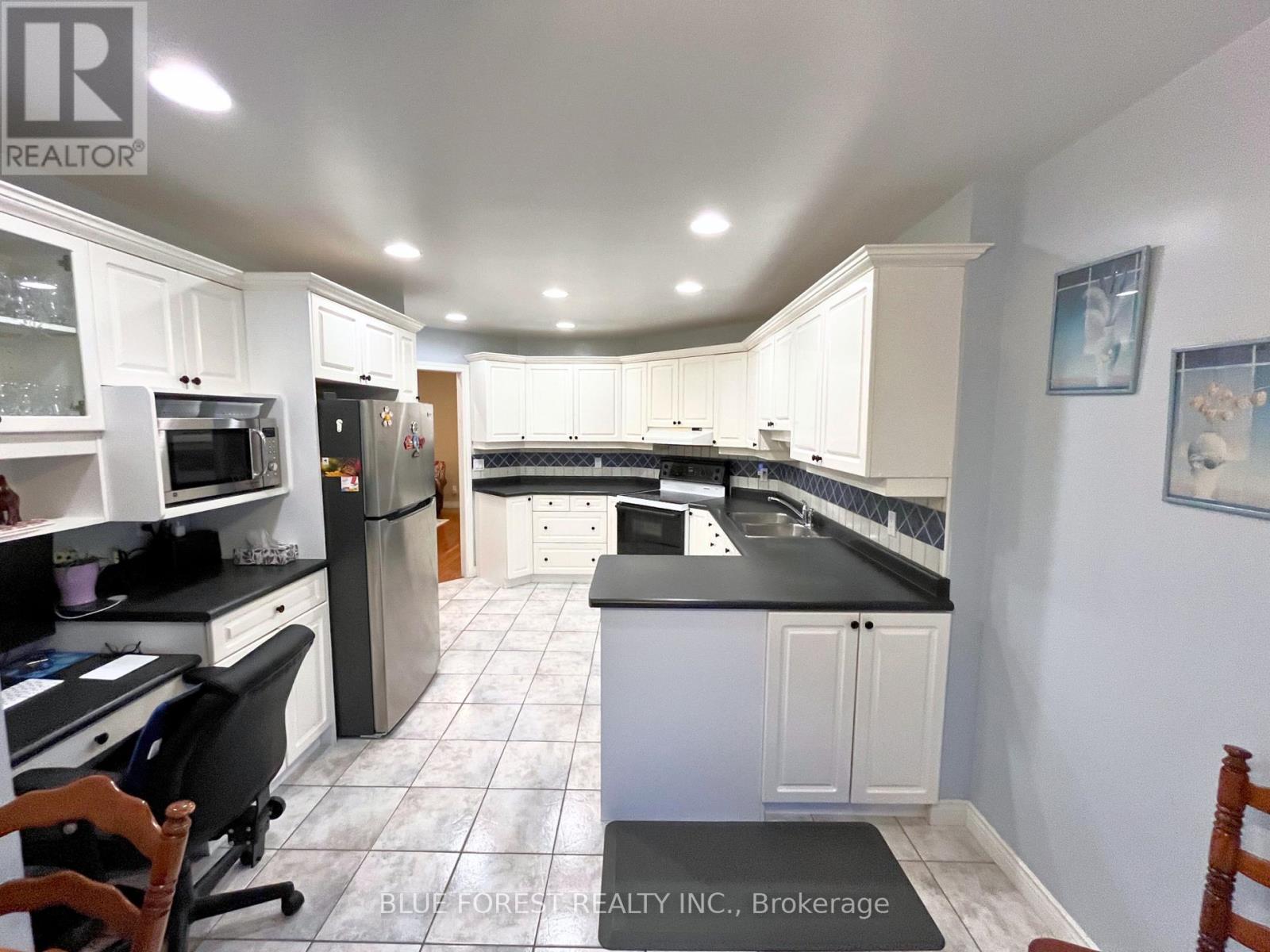 531 Ambleside Drive, London North, Ontario  N6G 4Y9 - Photo 10 - X12642300