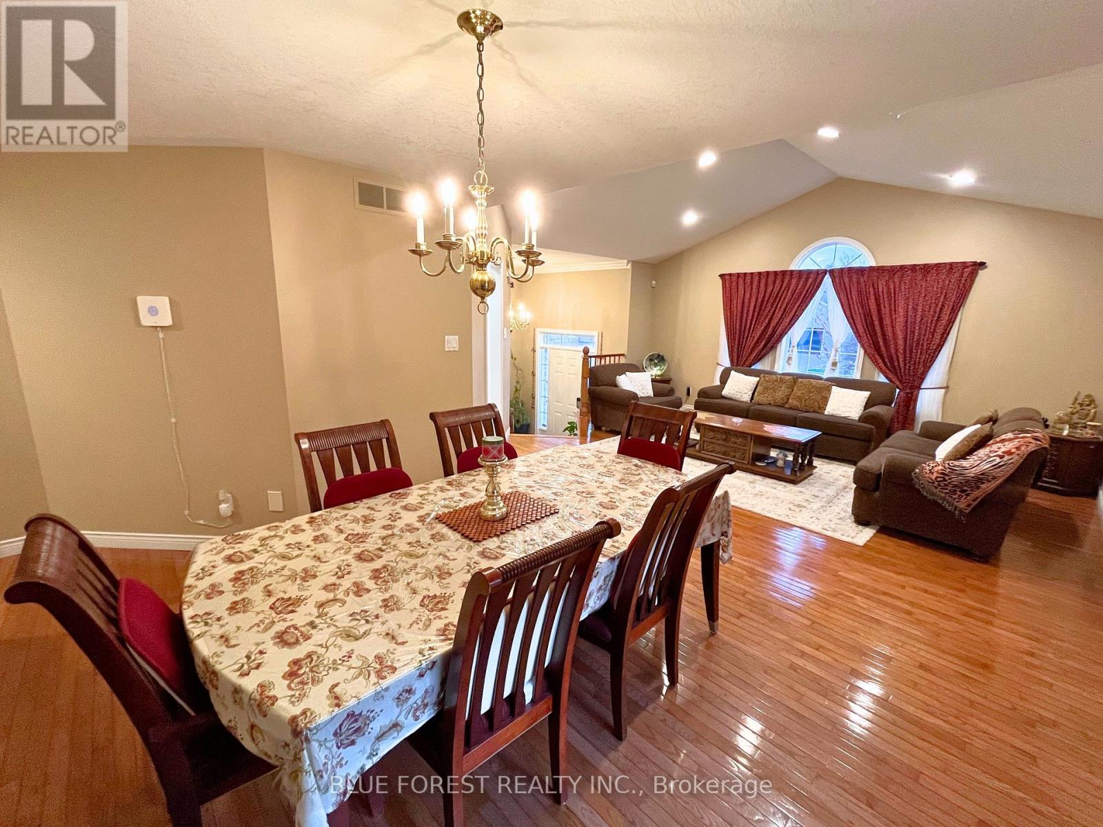 531 Ambleside Drive, London North, Ontario  N6G 4Y9 - Photo 6 - X12642300